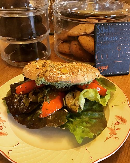 Homeade Dinkel Bagel with sourdough stuffed with Grilled pumpkin, leek, mushrooms and cashewpesto  at KoBaMugasmus in Eberswalde