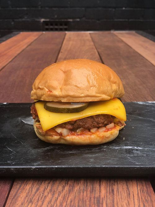 Cheeseburger at MURDEReats in Leichhardt