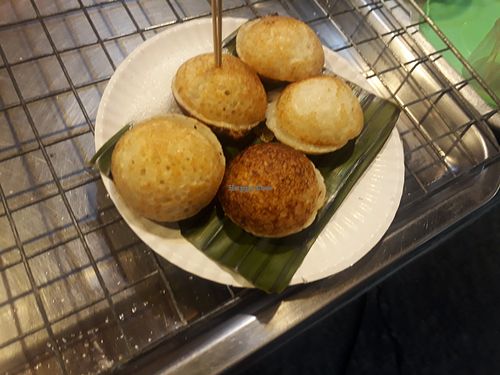 Kanom Krok at Coconut Pancakes in Koh Phangan