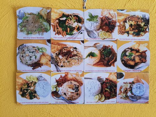 Menu in english at Jay Saen Aroy in Pak Chong