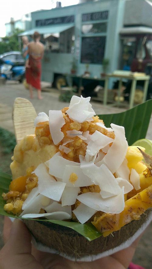 Mango-Ananas at Cruising Smoothly in Weligama