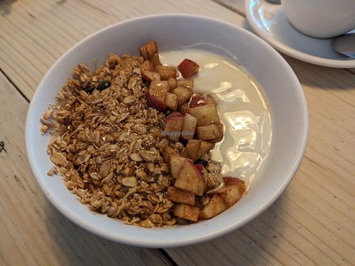 Granola, yogurt, seasonal fruit (apples) at Jaunty Goat Coffee - Northgate St in Chester
