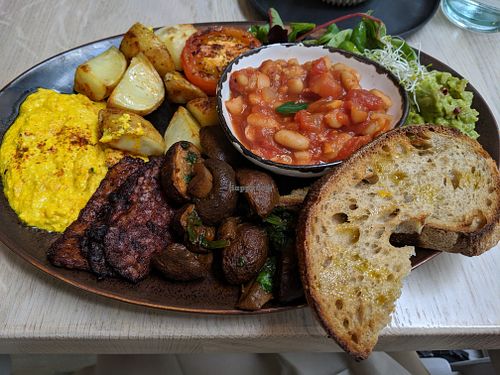 Full English breakfast at Stem & Glory in London