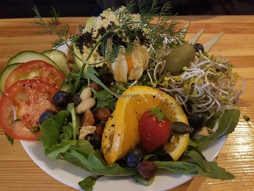 Avocado toast at Veg room in Berlin