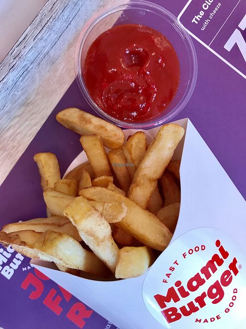 Thick-cut fries (serves after being kept warm for what tasted like a while) at Miami Burger Test Kitchen in Reading