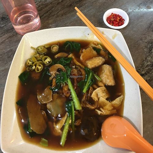 Hor fun  at Lin Lin Vegetarian Delight 霖霖素食 in East Singapore