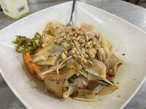 Tom yam hor fun! Delicious! 8/10  at Lin Lin Vegetarian Delight 霖霖素食 in East Singapore