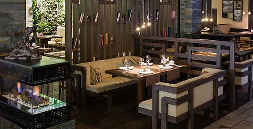 Ресторан, меню которого представлено шедеврами мировой кухни как в классическом, так и в авторско at Mili  in Yaroslavl