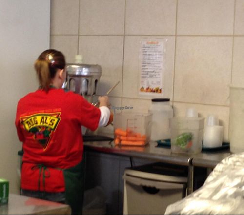 making juice at Big Al's Healthy Foods in Tulsa