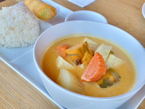 Yellow curry lunch with fried roll at Thai Vegan III in Pacific Palisades