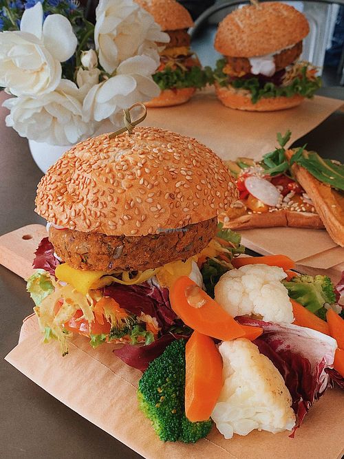 Image of Tavci Kuhna