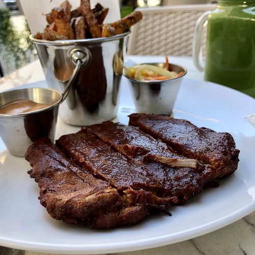 BBQ Ribs at Code Vert in Montreal