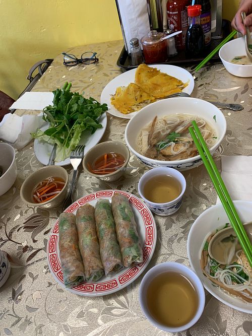 Bì Cuôn (spring rolls) - Bún Mang (noodles) - Bánh Xèo (Vietnamese Crepe) at Thanh Tinh Chay in San Diego