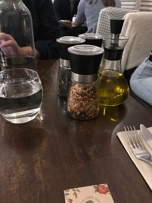 Table condiments  at Utopia in Nice