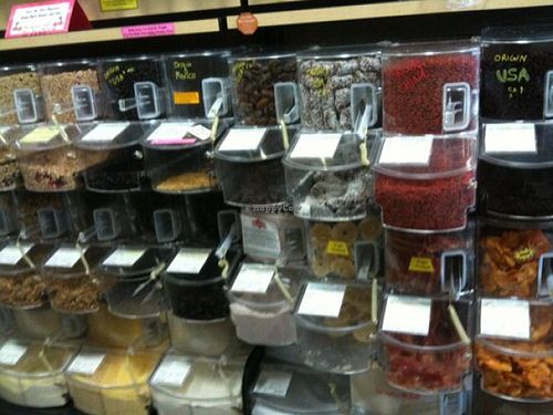 bulk bins at New Leaf Community Market in Boulder Creek