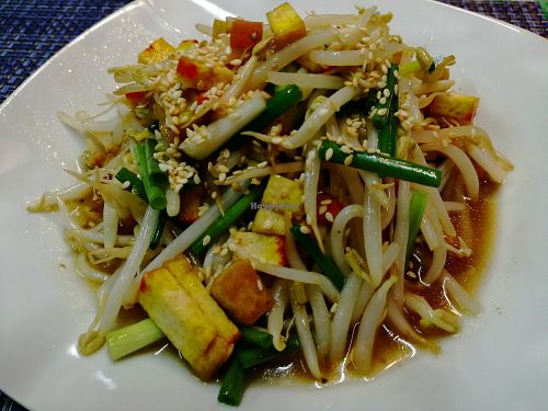 Tofu and veg stir-fry at Krua Ruan Boran in Ayutthaya