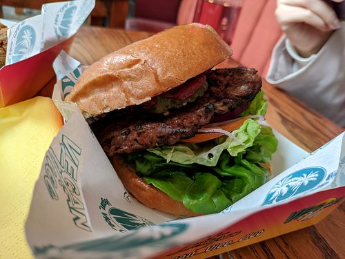 Basic "beef" burger, £7 (2/5) at Vegan Vice in Cambridge