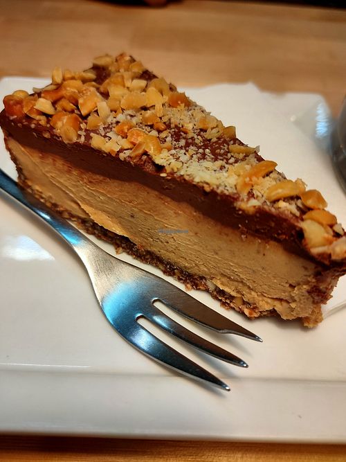 Pastel de mantequilla de cacahuete y chocolate at Greenwish in Cascais