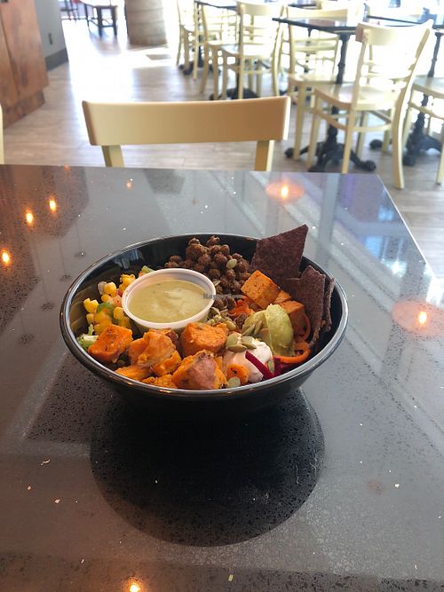 bowl at Copper Branch - Robert Bourassa in Montreal