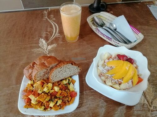 El desayuno😋🏵️🍃👌 at Vive Restaurante Vegetariano in Quito