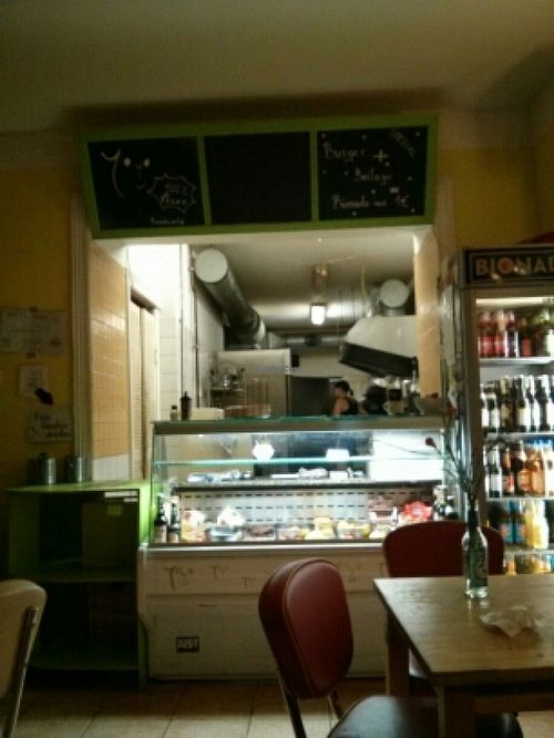 the kitchen (11sept15) at Yoyo Foodworld in Berlin