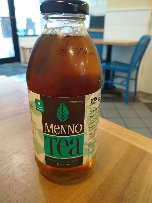 Local Pennsylvania tea at Harvest Moon Bagel Co in Lancaster
