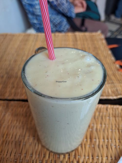 'Pink sands' smoothie at Veggie Pause  in Fes