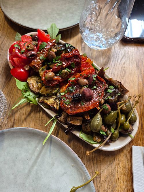  at Papa Mia in Levallois-perret