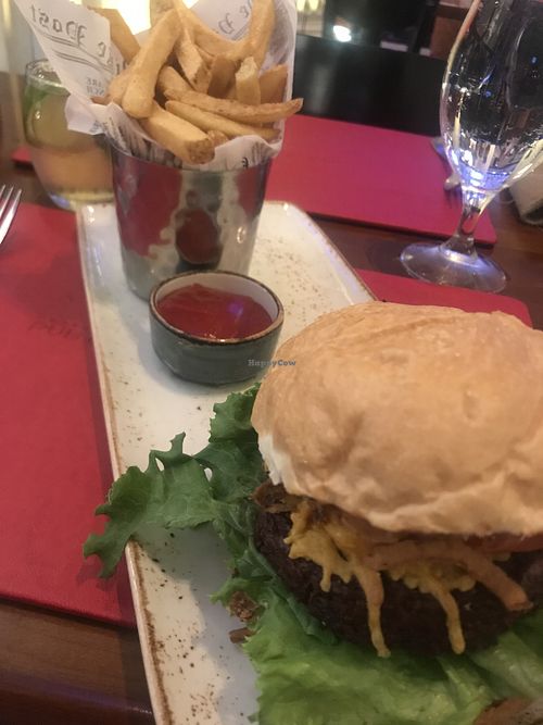 Gordon Ramsay Pub & Grill Atlantic City New Jersey Restaurant HappyCow