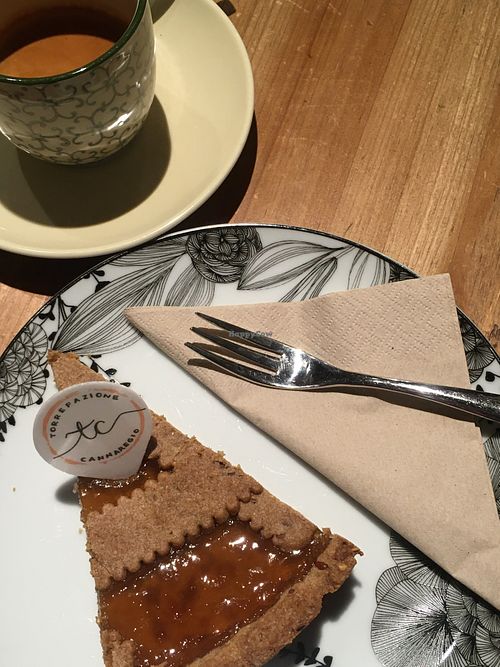 Lemon and ginger marmalade tart  at Torrefazione Cannaregio in Venice