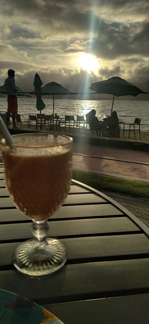 Guayaba smoothie at sunset (with 0 sugar added) at Pimenta de Cheiro in Sao Paulo