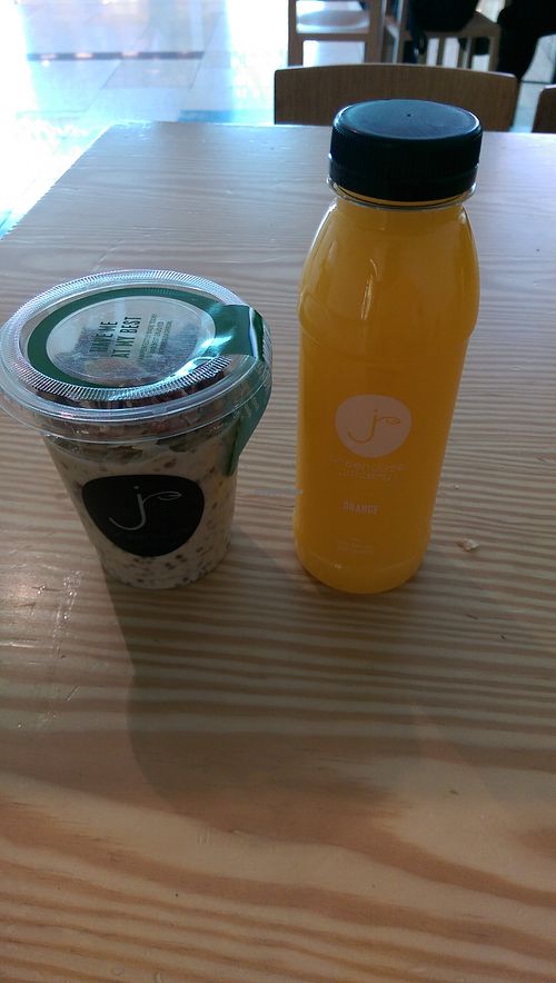 Bircher Muesli and Orange Juice at DXB - Treehouse Juicery - T3 in Dubai