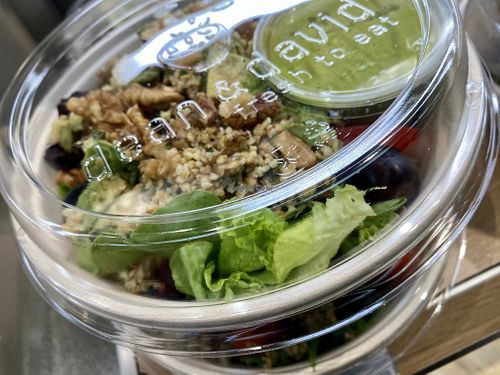 salad at Dean & David in Erfurt