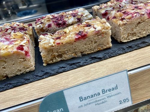 cake at Dean & David in Erfurt