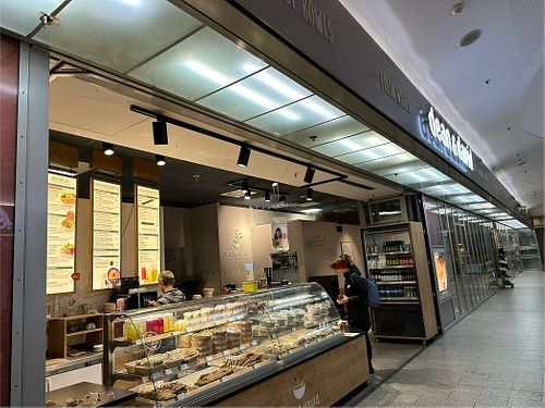 store front  at Dean & David in Erfurt