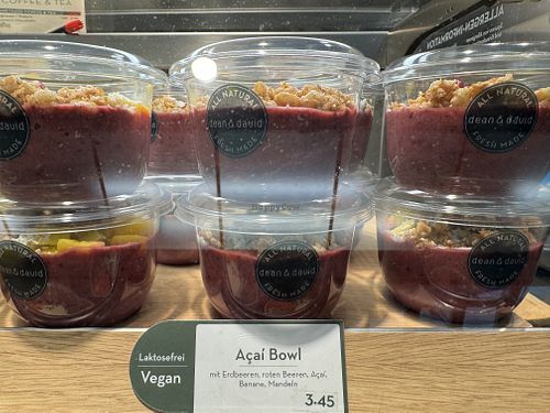 dessert  at Dean & David in Erfurt