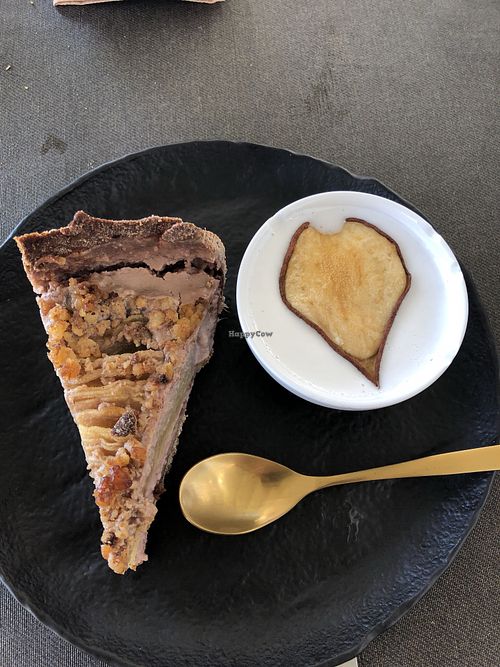 Pastel de pera con nata de coco at Coco Cuina Viva in Cadaques