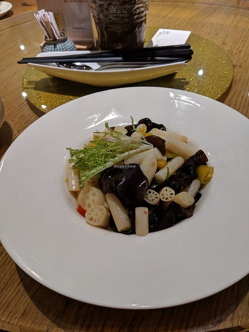 Lotus root salad at Ru Shi in Dongguan