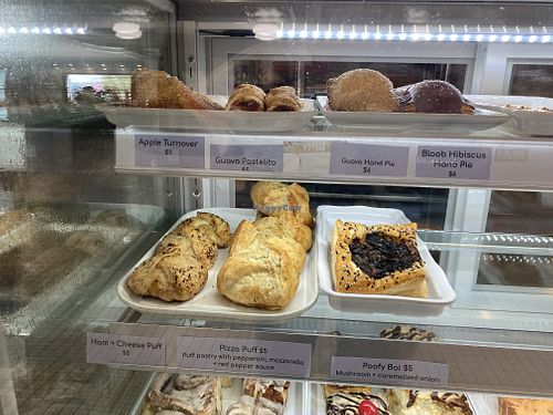 I got a pizza pocket & some cookies 🍪  at Valhalla Bakery in St Petersburg