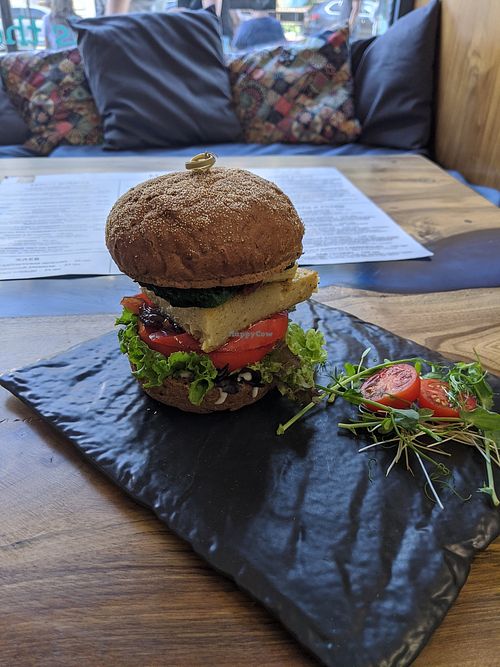 Seitan burger (vegan) at Zelyonka in Kyiv