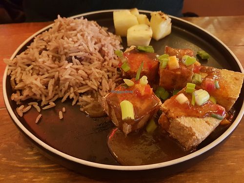 Jerk tofu with rice and peas 🌶 #Veganuary at Turtle Bay in Middlesbrough