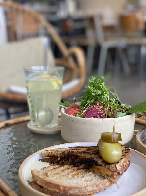 Tinsel Antwerpen Restaurant HappyCow