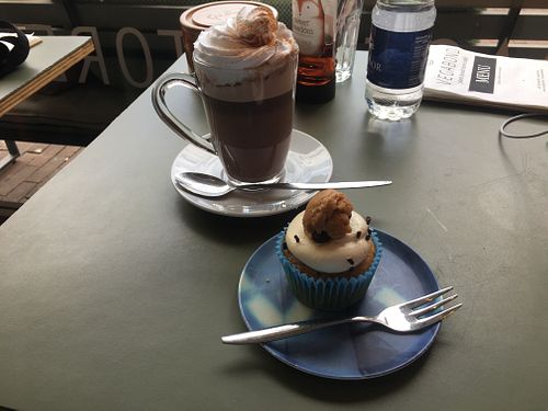 Cookie dough cupcake  at Vegabond - West in Amsterdam