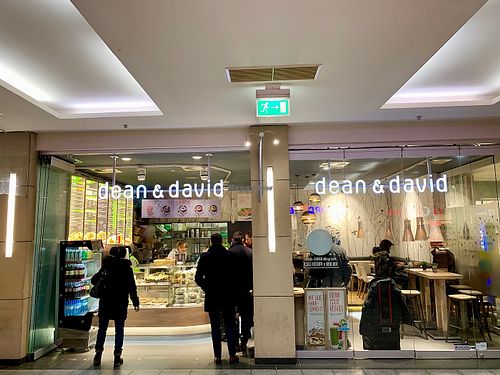 store front at Dean & David - Willy-Brandt-Platz in Mannheim