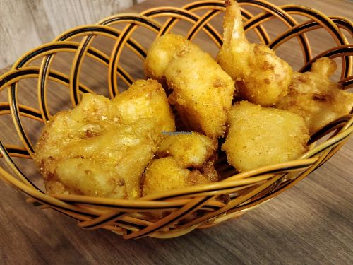 Fried spicy cauliflower at Vegetarian House 素食居 in Central Singapore