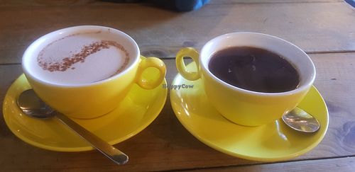 Chai latte and Americano at Starling in Harrogate