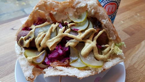 vegan food porn: Monster Dog. at Vöner der Vegetarische Döner in Berlin
