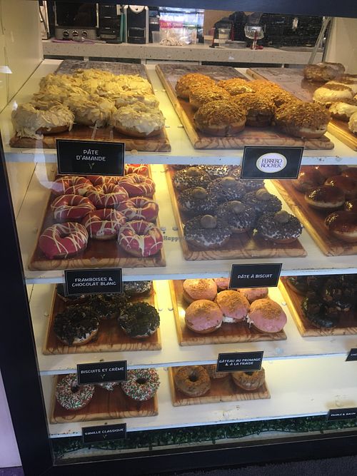 3 vegan choices on the left  at Beiko in Quebec