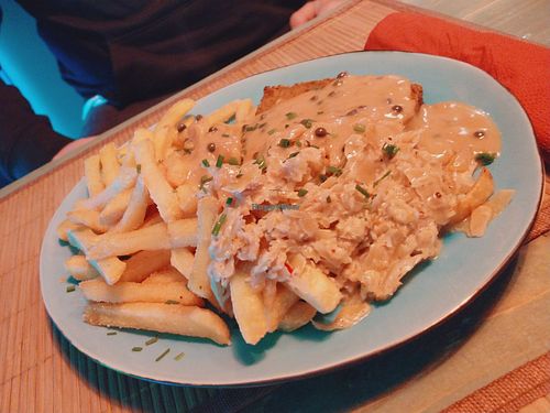 Meatloaf with pepper cream, spicy white cabbage & fries at Heidewitzka in Bochum