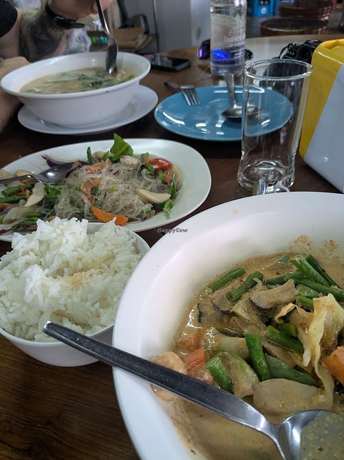 Red curry, rice noodle salad and coconut soup at Inthira in Mae Hong Son